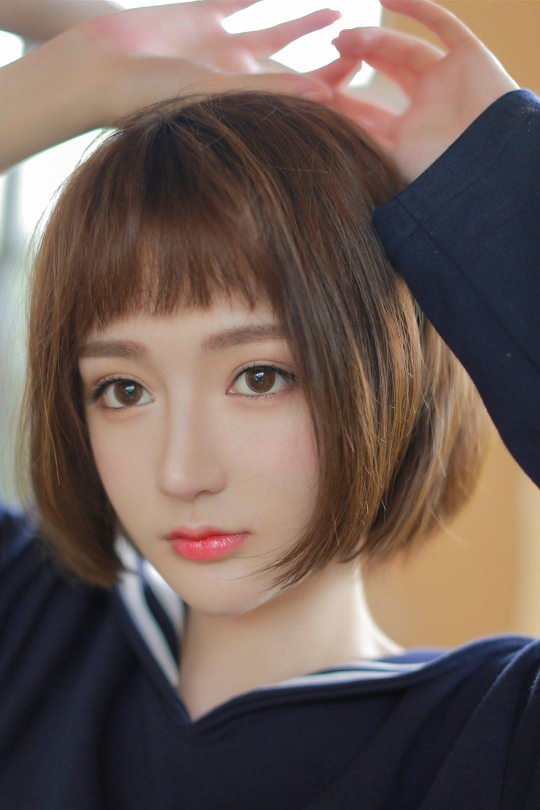 日系女主“少年感短发”-女生发型-条码图